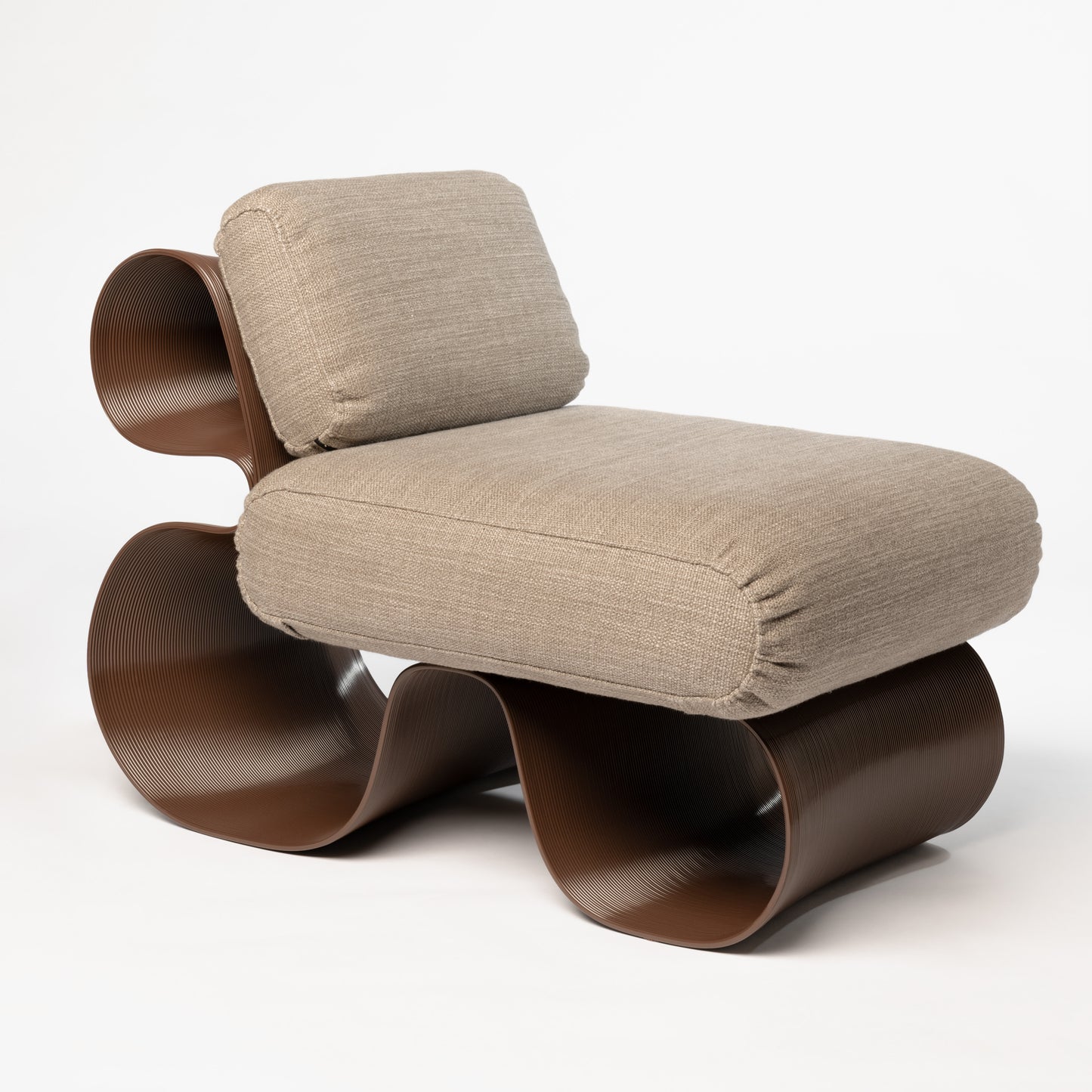 Eel Lounge Chair Chocolate